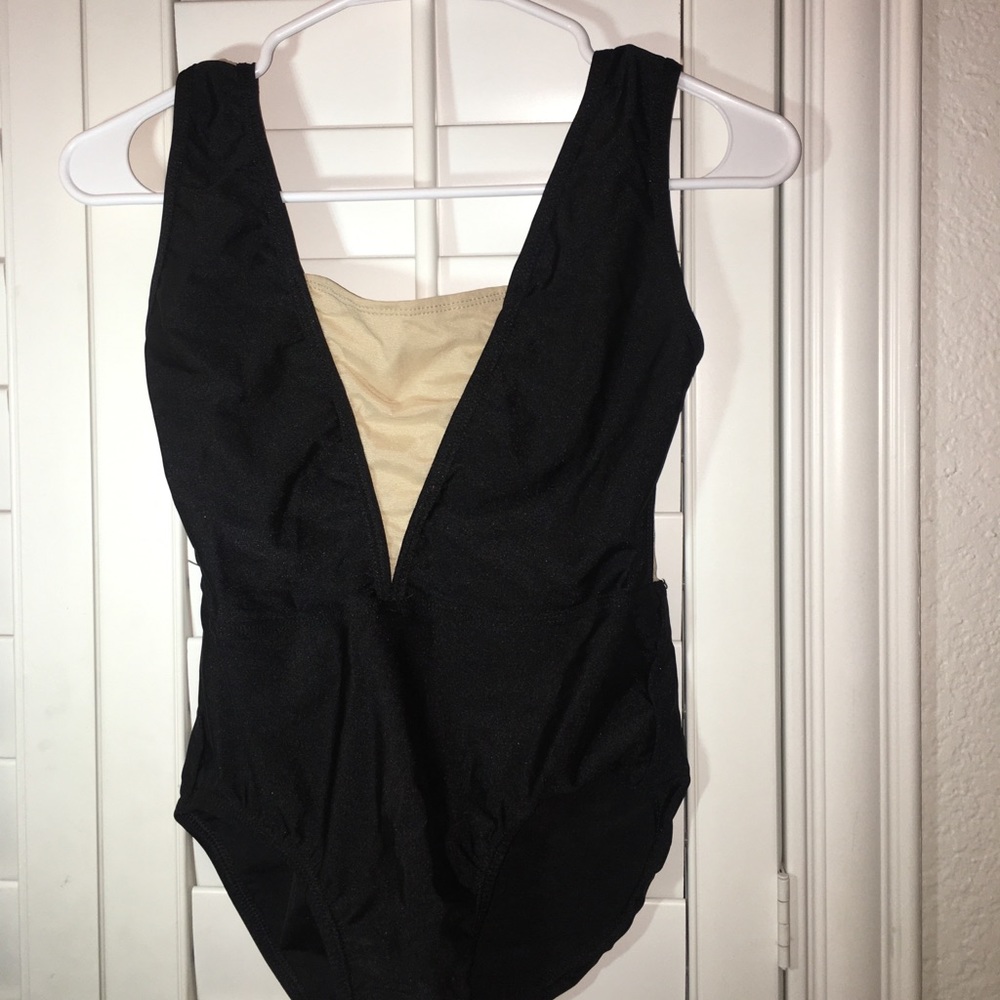 Deep v tank suffolk leotard with mesh detailing